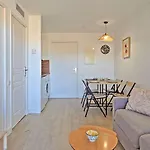 Lx176 Balcon Piscine Parking 5 Min De La Cannes
